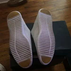 Cole hasn’t. Gently used and barely worn. Cole Haan | Shoes | Cole Hasnt Gently Used And Barely Worn  main image 4